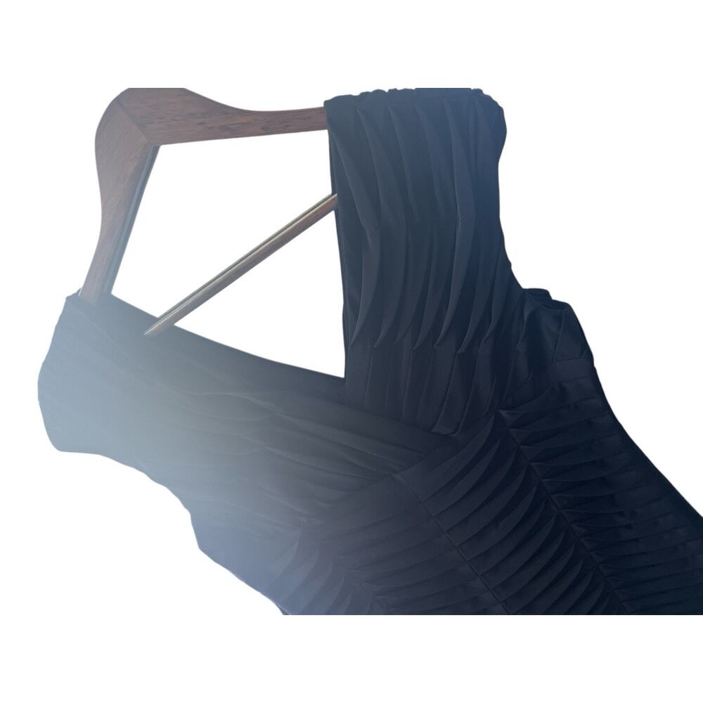 Adrianna Papell Black Dress Size 14 – Classic Elegance V-Neck Layered Sleeveless - Picture 3 of 5